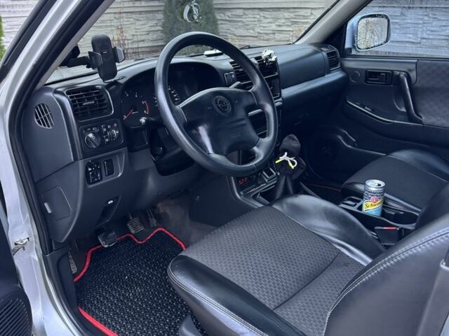 Сірий Опель Фронтера, об'ємом двигуна 2.2 л та пробігом 3 тис. км за 5500 $, фото 11 на Automoto.ua