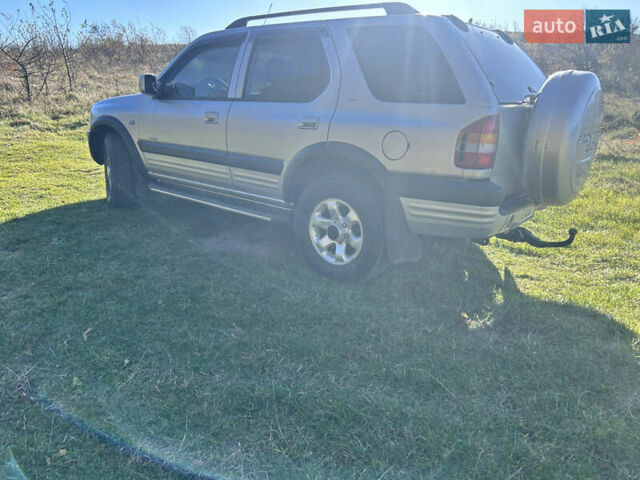 Сірий Опель Фронтера, об'ємом двигуна 2.17 л та пробігом 289 тис. км за 4999 $, фото 9 на Automoto.ua