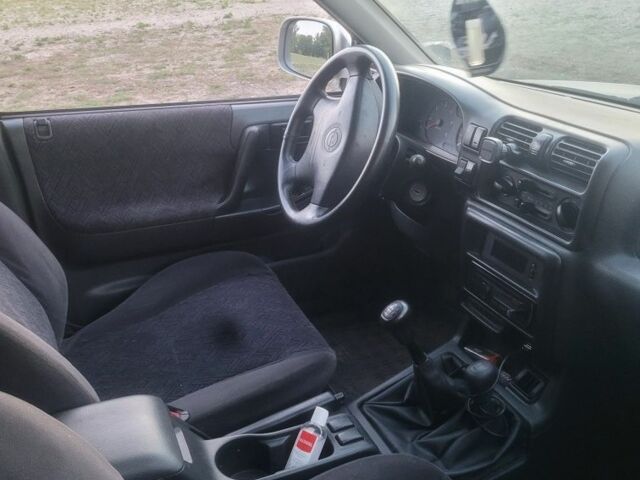 Серый Опель Фронтера, объемом двигателя 2.2 л и пробегом 240 тыс. км за 6499 $, фото 4 на Automoto.ua