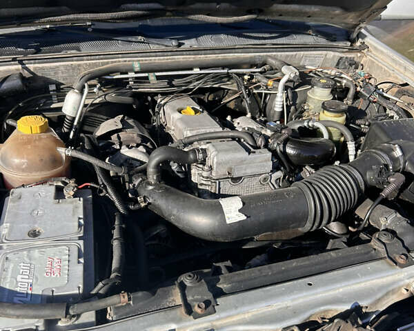 Сірий Опель Фронтера, об'ємом двигуна 2.17 л та пробігом 289 тис. км за 4999 $, фото 29 на Automoto.ua