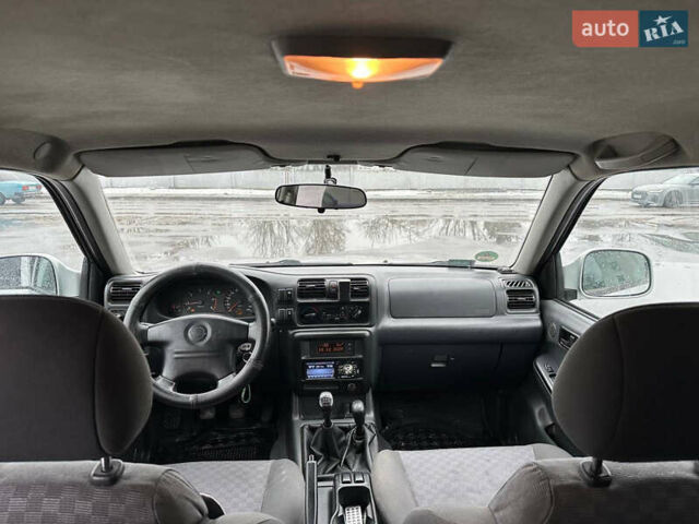 Серый Опель Фронтера, объемом двигателя 2.8 л и пробегом 260 тыс. км за 3850 $, фото 9 на Automoto.ua