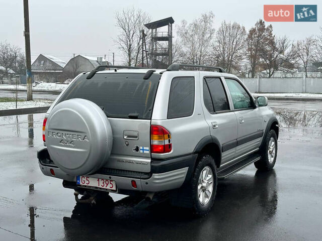 Серый Опель Фронтера, объемом двигателя 2.8 л и пробегом 260 тыс. км за 3850 $, фото 3 на Automoto.ua