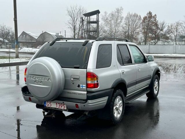 Серый Опель Фронтера, объемом двигателя 2.2 л и пробегом 260 тыс. км за 3850 $, фото 3 на Automoto.ua