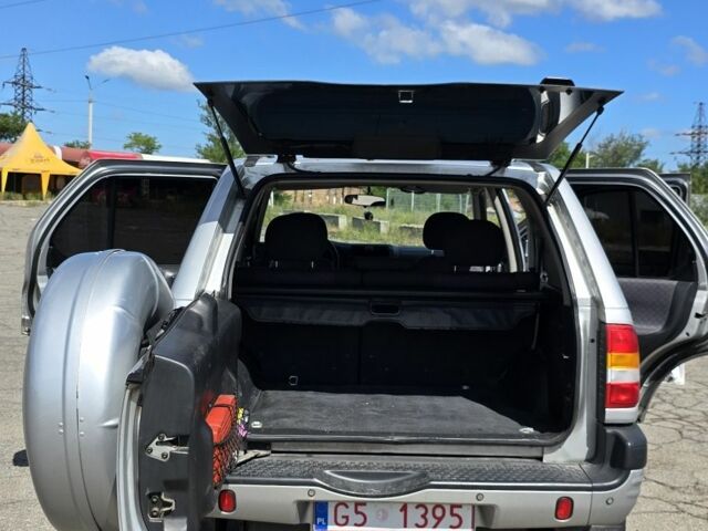 Сірий Опель Фронтера, об'ємом двигуна 0 л та пробігом 260 тис. км за 3200 $, фото 11 на Automoto.ua