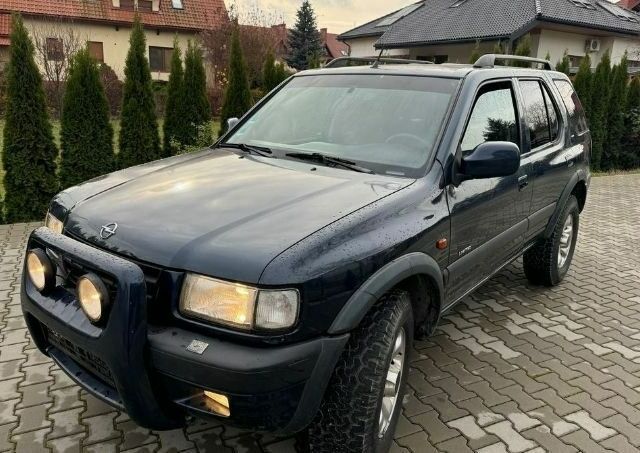 Опель Фронтера 2000 у Сумах на Automoto.ua Синій Опель Фронтера, об'ємом двигуна 0 л та пробігом 296 тис. км за 1750 $, фото 4 на Automoto.ua