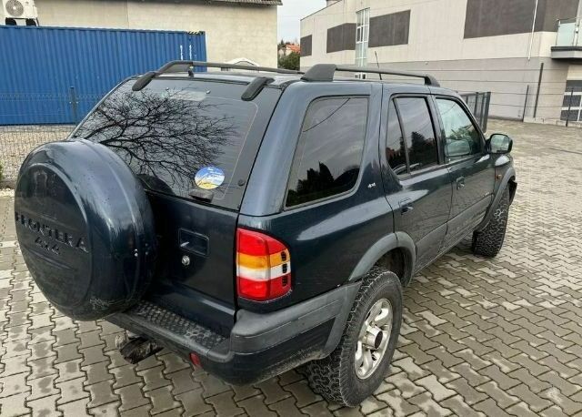 Опель Фронтера 2000 у Сумах на Automoto.ua Синій Опель Фронтера, об'ємом двигуна 0 л та пробігом 296 тис. км за 1750 $, фото 5 на Automoto.ua