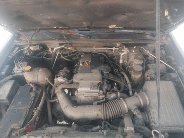 Синій Опель Фронтера, об'ємом двигуна 0 л та пробігом 300 тис. км за 5200 $, фото 10 на Automoto.ua