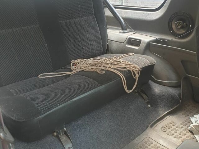 Синий Опель Фронтера, объемом двигателя 2.2 л и пробегом 336 тыс. км за 3000 $, фото 1 на Automoto.ua