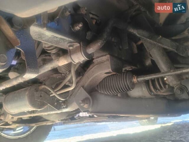 Синий Опель Фронтера, объемом двигателя 2.2 л и пробегом 171 тыс. км за 6300 $, фото 12 на Automoto.ua