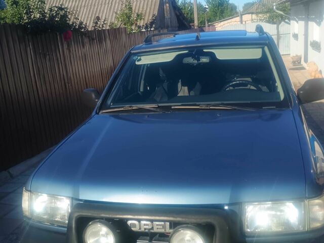 Синий Опель Фронтера, объемом двигателя 2.2 л и пробегом 171 тыс. км за 6300 $, фото 21 на Automoto.ua