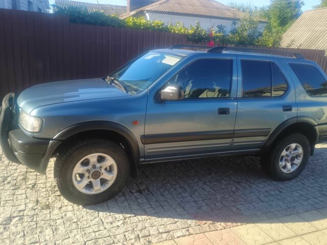 Синий Опель Фронтера, объемом двигателя 2.2 л и пробегом 171 тыс. км за 6300 $, фото 3 на Automoto.ua