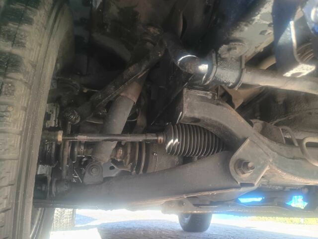 Синий Опель Фронтера, объемом двигателя 2.2 л и пробегом 171 тыс. км за 6300 $, фото 12 на Automoto.ua