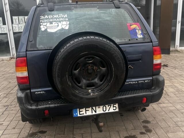 Синий Опель Фронтера, объемом двигателя 2.2 л и пробегом 3 тыс. км за 3084 $, фото 4 на Automoto.ua