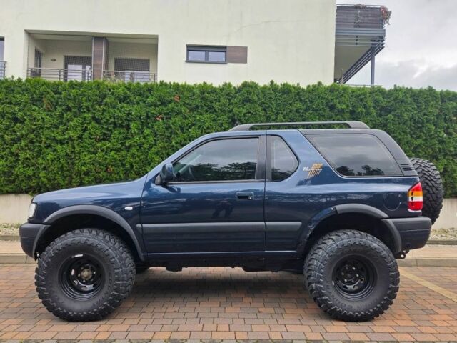 Опель Фронтера 2004 в Житомире на Automoto.ua Синий Опель Фронтера, объемом двигателя 0 л и пробегом 280 тыс. км за 2200 $, фото 2 на Automoto.ua