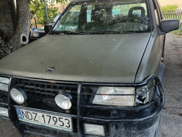 Зеленый Опель Фронтера, объемом двигателя 2 л и пробегом 1000 тыс. км за 1432 $, фото 1 на Automoto.ua