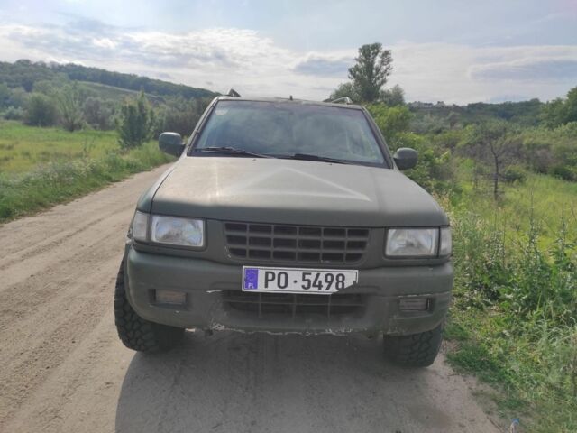 Зеленый Опель Фронтера, объемом двигателя 2.2 л и пробегом 280 тыс. км за 2261 $, фото 1 на Automoto.ua