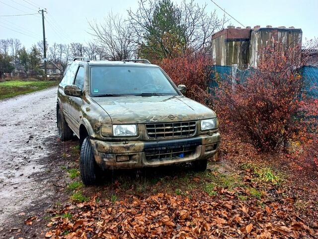 Зеленый Опель Фронтера, объемом двигателя 2.2 л и пробегом 250 тыс. км за 1500 $, фото 1 на Automoto.ua