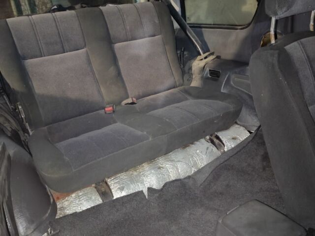 Зеленый Опель Фронтера, объемом двигателя 2 л и пробегом 25 тыс. км за 4000 $, фото 9 на Automoto.ua