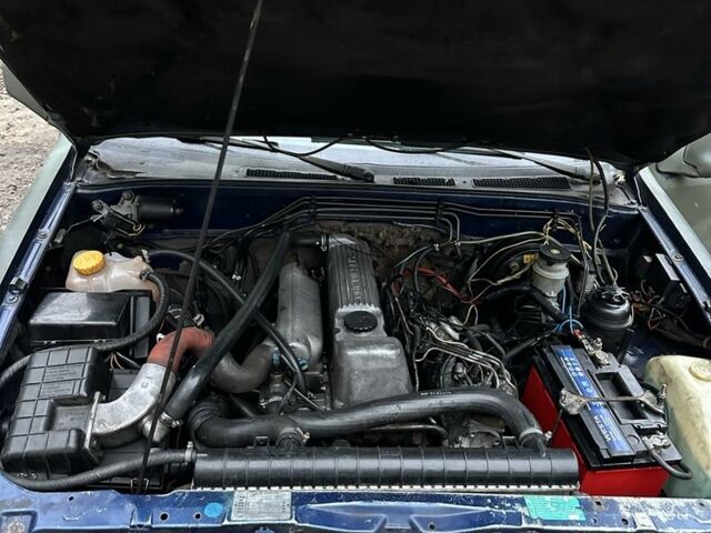 Зеленый Опель Фронтера, объемом двигателя 2.3 л и пробегом 240 тыс. км за 2400 $, фото 4 на Automoto.ua