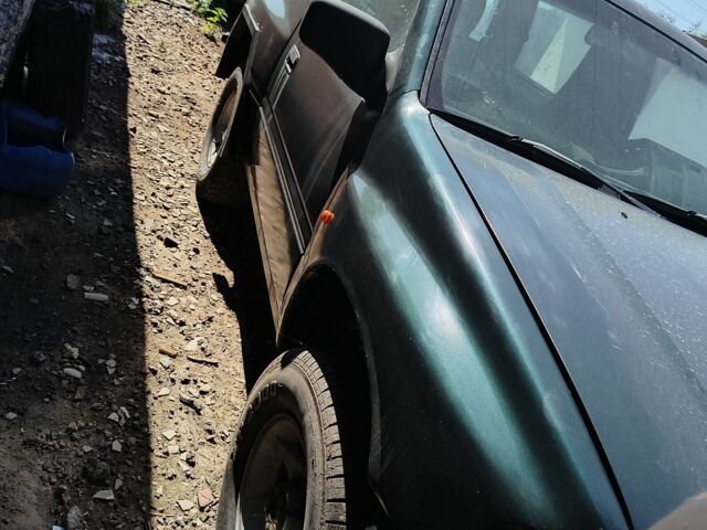 Зеленый Опель Фронтера, объемом двигателя 2 л и пробегом 25 тыс. км за 4000 $, фото 1 на Automoto.ua