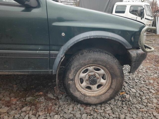 Зеленый Опель Фронтера, объемом двигателя 0 л и пробегом 270 тыс. км за 1400 $, фото 3 на Automoto.ua