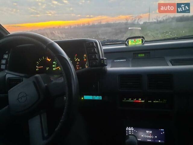 Зелений Опель Фронтера, об'ємом двигуна 2.3 л та пробігом 310 тис. км за 5900 $, фото 8 на Automoto.ua