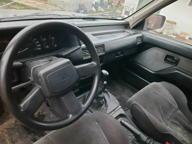 Зеленый Опель Фронтера, объемом двигателя 0 л и пробегом 270 тыс. км за 1400 $, фото 13 на Automoto.ua