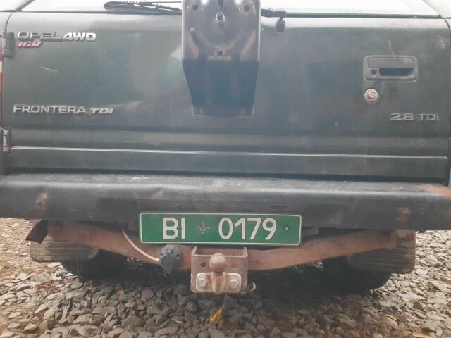 Зеленый Опель Фронтера, объемом двигателя 0 л и пробегом 270 тыс. км за 1400 $, фото 6 на Automoto.ua