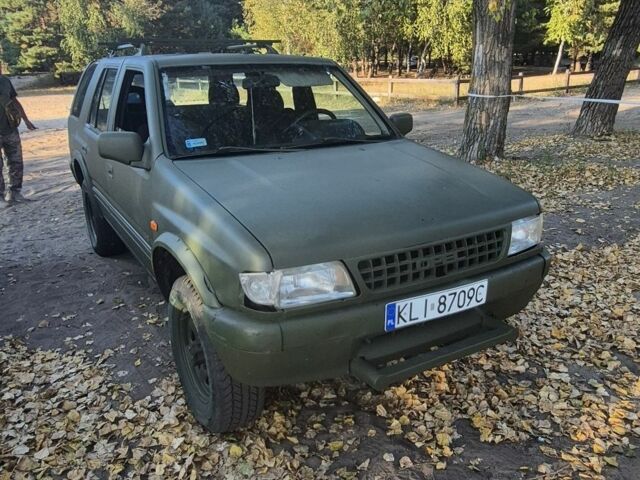 Зеленый Опель Фронтера, объемом двигателя 0 л и пробегом 300 тыс. км за 2141 $, фото 5 на Automoto.ua