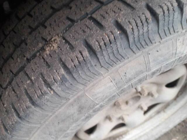 Зеленый Опель Фронтера, объемом двигателя 2.2 л и пробегом 354 тыс. км за 1200 $, фото 7 на Automoto.ua