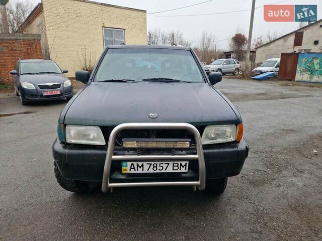 Зеленый Опель Фронтера, объемом двигателя 2.2 л и пробегом 213 тыс. км за 3000 $, фото 1 на Automoto.ua