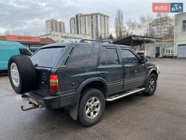 Зелений Опель Фронтера, об'ємом двигуна 2.2 л та пробігом 346 тис. км за 4300 $, фото 4 на Automoto.ua