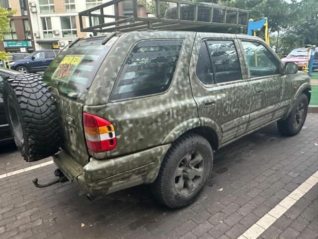Зеленый Опель Фронтера, объемом двигателя 2.2 л и пробегом 202 тыс. км за 3500 $, фото 2 на Automoto.ua