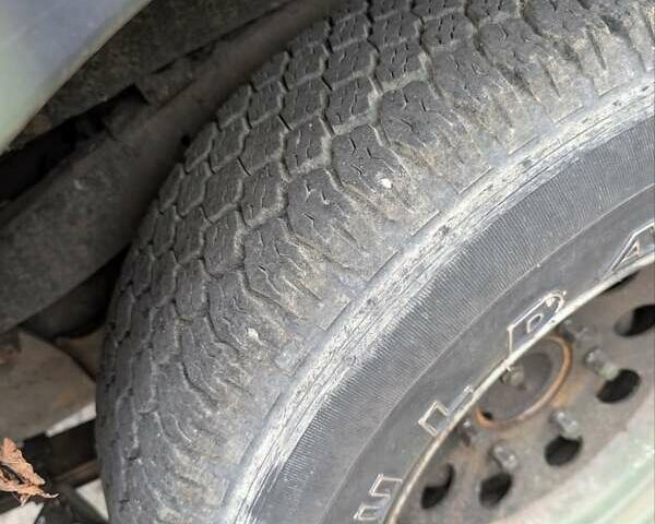 Зелений Опель Фронтера, об'ємом двигуна 0 л та пробігом 225 тис. км за 4100 $, фото 4 на Automoto.ua