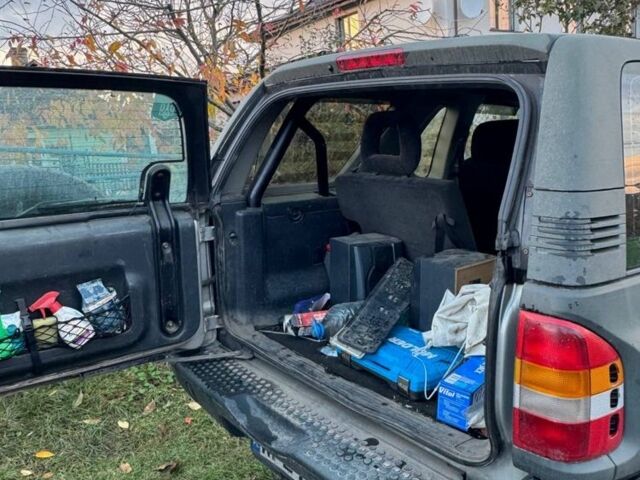 Опель Фронтера 1999 в Костополе на Automoto.ua Зеленый Опель Фронтера, объемом двигателя 2.2 л и пробегом 250 тыс. км за 1700 $, фото 8 на Automoto.ua