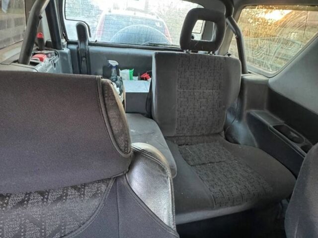 Опель Фронтера 1999 в Костополе на Automoto.ua Зеленый Опель Фронтера, объемом двигателя 2.2 л и пробегом 250 тыс. км за 1700 $, фото 9 на Automoto.ua