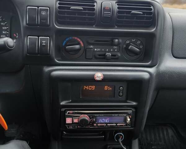 Опель Фронтера 1999 у Луцьку на Automoto.ua Зелений Опель Фронтера, об'ємом двигуна 2.2 л та пробігом 140 тис. км за 10000 $, фото 11 на Automoto.ua