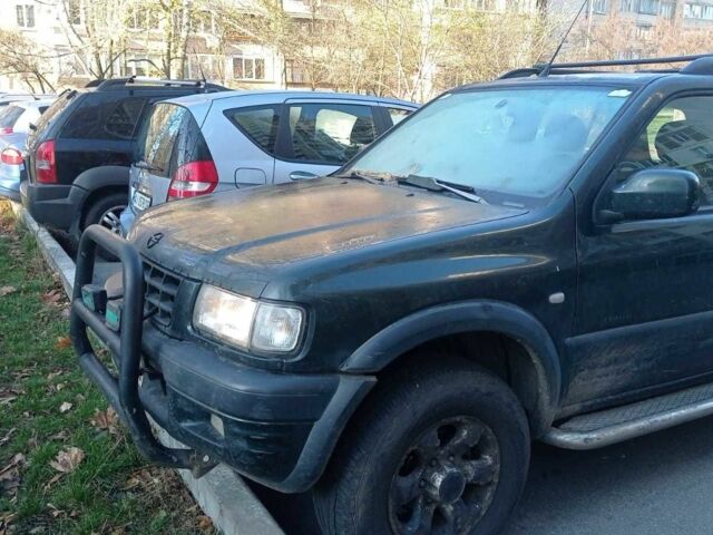 Зеленый Опель Фронтера, объемом двигателя 2.2 л и пробегом 183 тыс. км за 2200 $, фото 2 на Automoto.ua