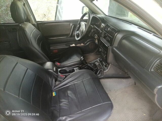 Зеленый Опель Фронтера, объемом двигателя 0 л и пробегом 200 тыс. км за 1800 $, фото 3 на Automoto.ua