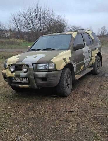 Зеленый Опель Фронтера, объемом двигателя 2.17 л и пробегом 290 тыс. км за 6500 $, фото 2 на Automoto.ua