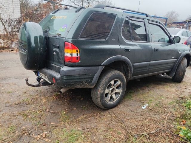 Зеленый Опель Фронтера, объемом двигателя 2.2 л и пробегом 290 тыс. км за 2500 $, фото 2 на Automoto.ua