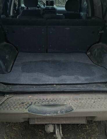 Зеленый Опель Фронтера, объемом двигателя 2.17 л и пробегом 290 тыс. км за 6500 $, фото 5 на Automoto.ua