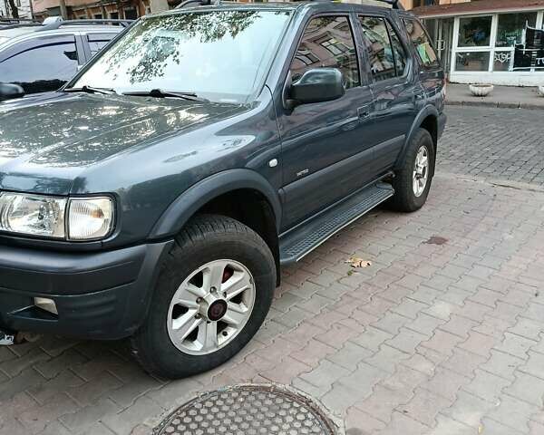 Зелений Опель Фронтера, об'ємом двигуна 2.2 л та пробігом 348 тис. км за 4000 $, фото 1 на Automoto.ua
