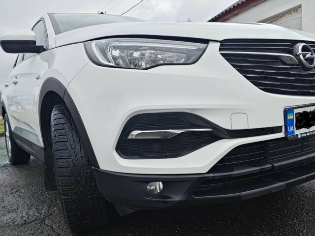 Белый Опель ГТ, объемом двигателя 1.5 л и пробегом 53 тыс. км за 18445 $, фото 1 на Automoto.ua