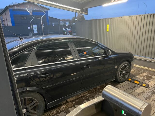 Черный Опель ГТ, объемом двигателя 2.2 л и пробегом 3 тыс. км за 2600 $, фото 3 на Automoto.ua