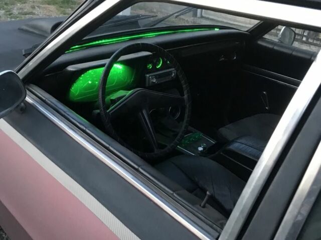 Красный Опель ГТ, объемом двигателя 1.8 л и пробегом 3 тыс. км за 2000 $, фото 6 на Automoto.ua