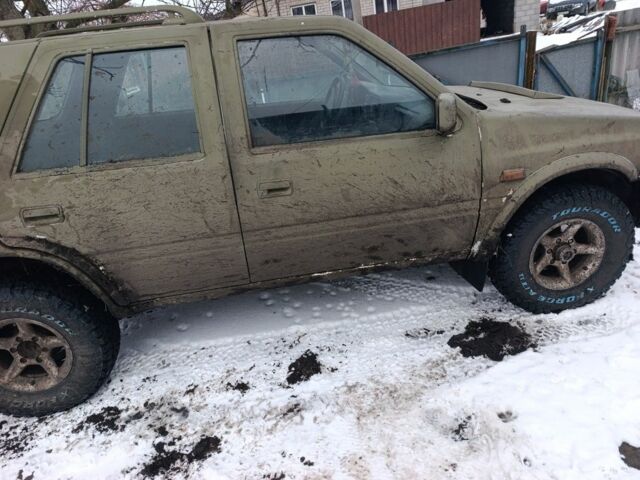 Зеленый Опель ГТ, объемом двигателя 2.5 л и пробегом 100 тыс. км за 2850 $, фото 2 на Automoto.ua