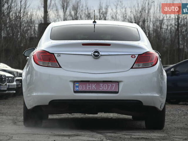 Білий Опель Інсігнія, об'ємом двигуна 1.8 л та пробігом 134 тис. км за 7700 $, фото 9 на Automoto.ua