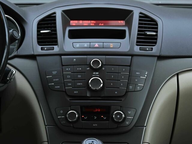 Білий Опель Інсігнія, об'ємом двигуна 1.8 л та пробігом 134 тис. км за 7700 $, фото 14 на Automoto.ua