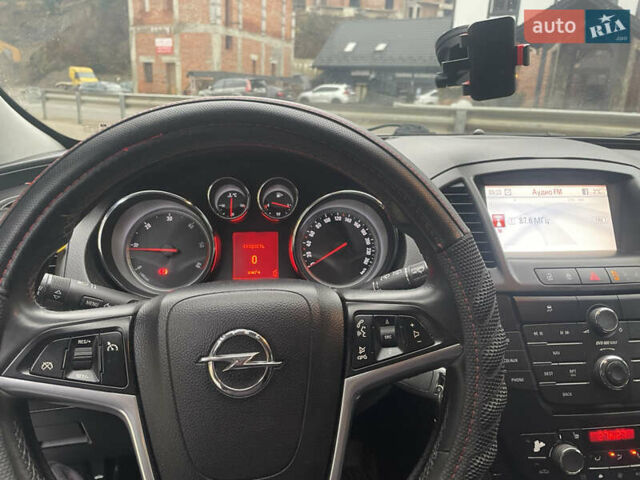 Белый Опель Инсигния, объемом двигателя 1.96 л и пробегом 237 тыс. км за 8100 $, фото 6 на Automoto.ua